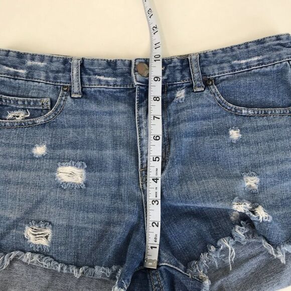Free People High Waisted Distressed Denim Shorts Women's Size 28 Raw Hem Pockets - Picture 5 of 8